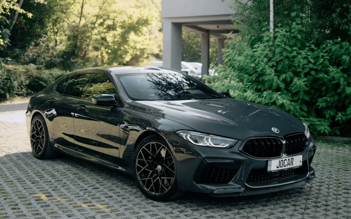 BMW M8